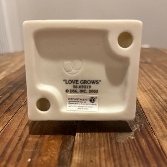 “Love Grows” Snowbabies Figurine by Department 56. 2002 - Picture 3 of 3
